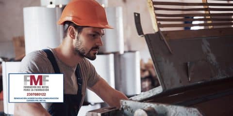 Operarios en trabajos de forja (C.3) 8H